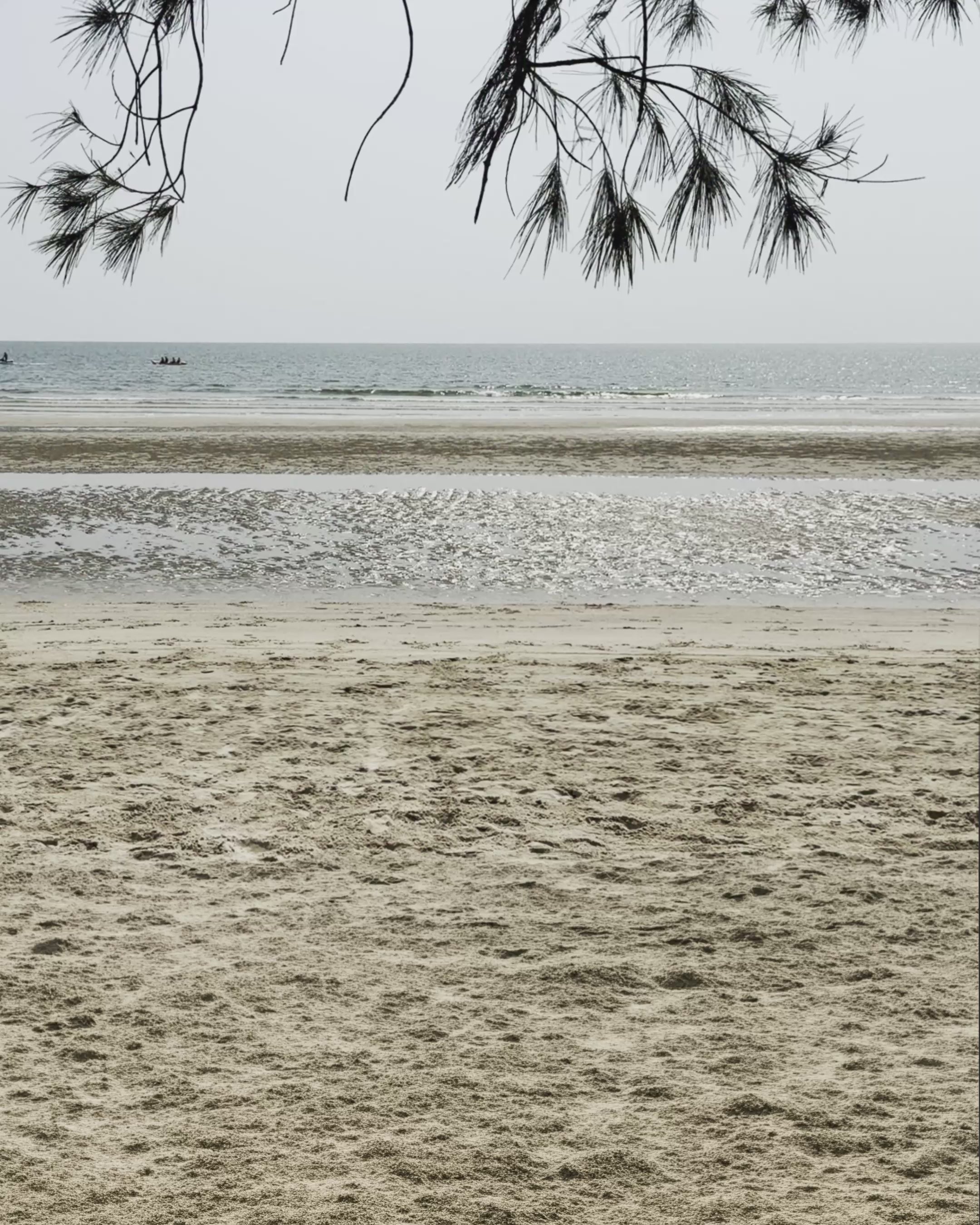 Coastal Drift features 43 beach PSD mockups and 15 stock photos from Hua Hin, Thailand for apparel, branding, packaging, editorial, and lifestyle projects.